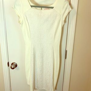Cute off white mid thigh dress sz Medium